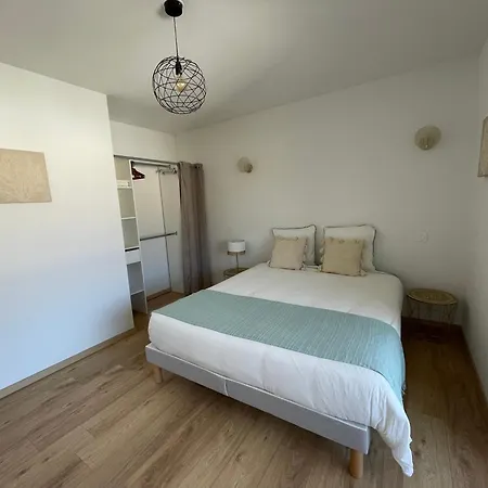 Apartman T2 Neuf Port De Avec Parking Prive