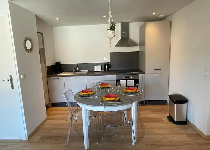 Daire T2 Neuf Port De Avec Parking Prive *